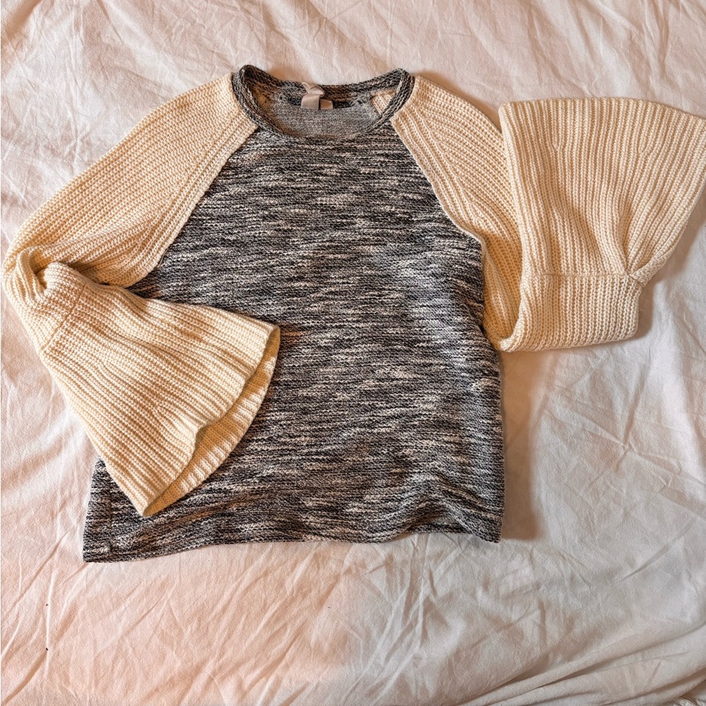 Anthropology I Dolan Gray and Cream Bell Long Sleeve Warm Top - Picture 4 of 6
